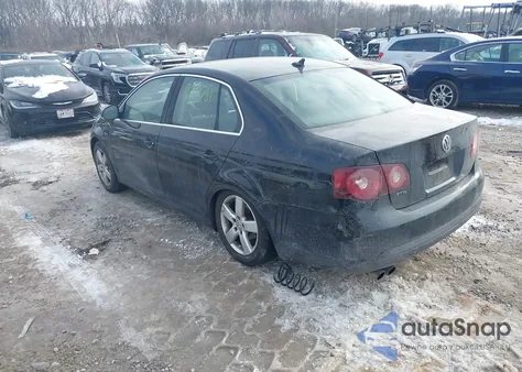 2008 Volkswagen Jetta Se/Sel z USA, uszkodzony, nr VIN 3VWRM71K98M104366